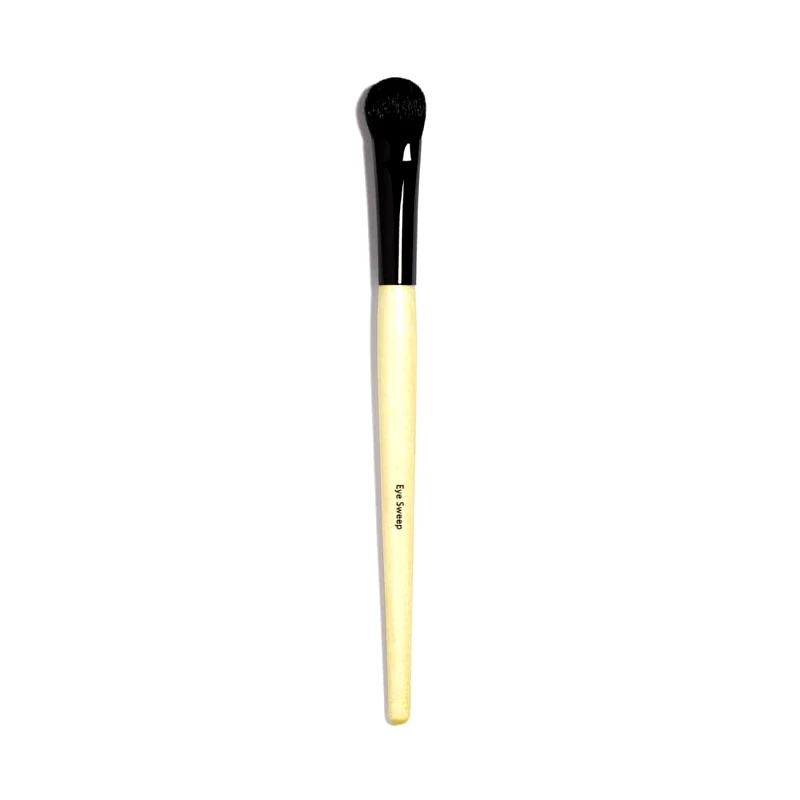 BOBBI BROWN Eye Sweep Brush