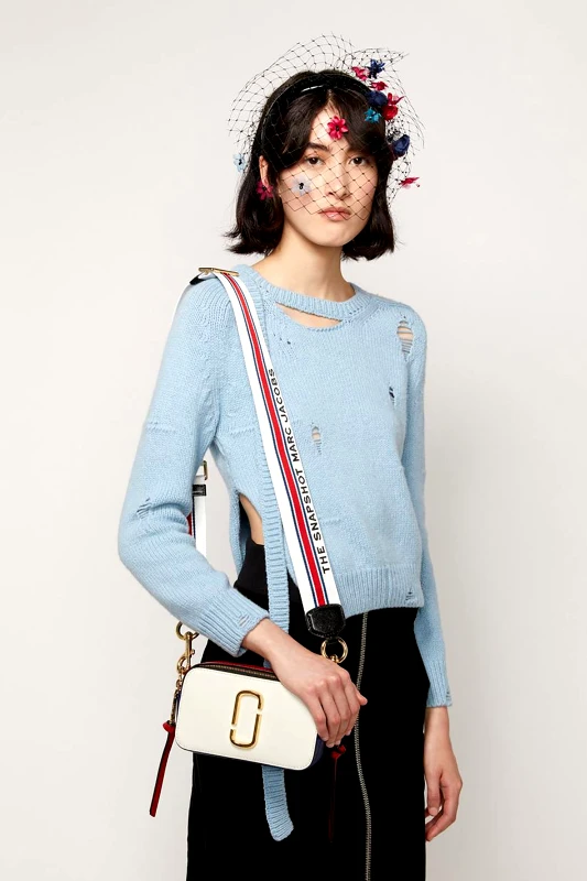 MARC JACOBS Marc Jacobs γυναικεία τσάντα crossbody με μεταλλικό λογότυπο "The Snapshot" - M0012007 Λευκό