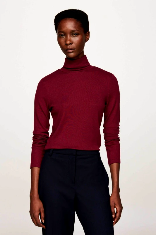 TOMMY HILFIGER Tommy Hilfiger γυναικεία μπλούζα μονόχρωμη με all-over ribbed υφή και ζιβάγκο - WW0WW42093 Μπορντό