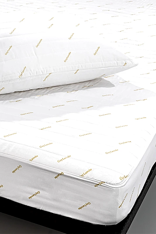 GUY LAROCHE Guy Laroche μονό προστατευτικό επίστρωμα με all-over logo print 100 x 200 x 28 cm - 000000190015