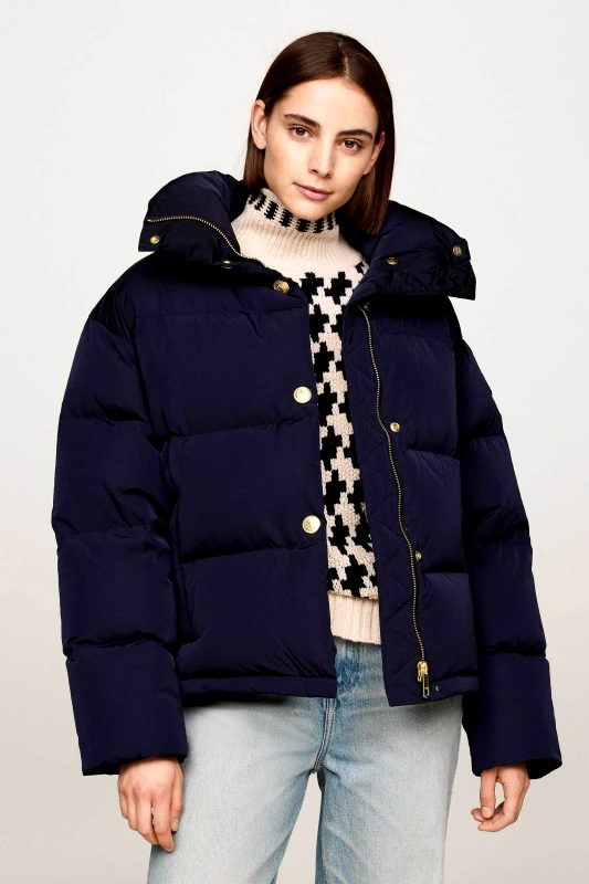 TOMMY HILFIGER Tommy Hilfiger γυναικείο αδιάβροχο μπουφάν καπιτονέ με μεταλλικά κουμπιά και κεντημένο λογότυπο Oversized Fit - WW0WW43158 Μπλε Σκούρο