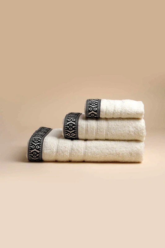 WHITE FABRIC White Fabric χειροποιήτη πετσέτα προσώπου 50 x 90 cm "Maribelle" - 9000201