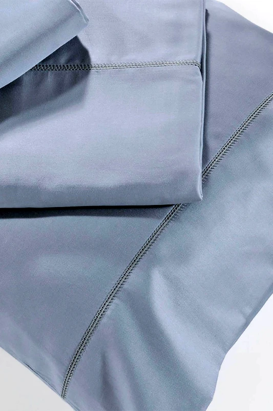 DOWN TOWN HOME DOWN TOWN Home σετ σεντόνια ημίδιπλα και μαξιλαροθήκες με ανάγλυφη ραφή "250/7" 2 x 200 x 300 cm - 2 x 50 x 75 cm - 17-0096