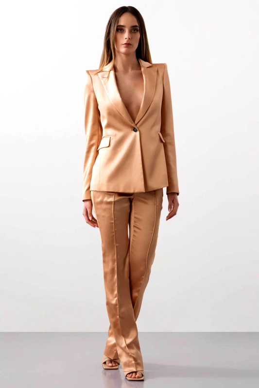 BCBGMAXAZRIA BCBGMAXAZRIA γυναικείο κλασσικό σατέν σακάκι με βάτες - 23SRJ050VI06 Σομόν