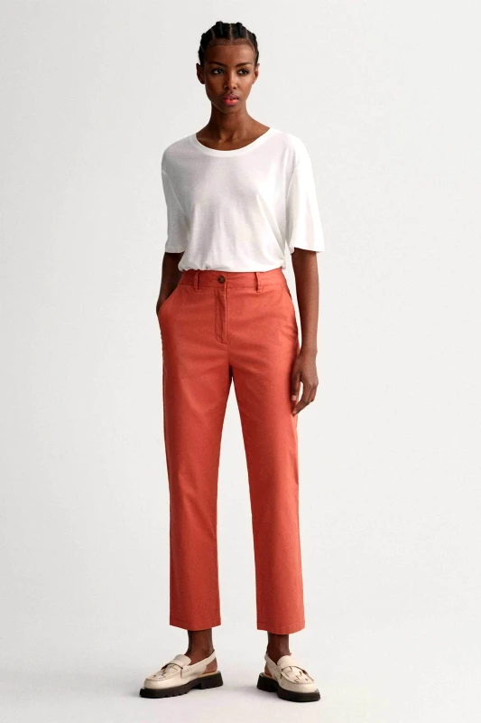 GANT Gant γυναικείο παντελόνι chino μονόχρωμο cropped με τσέπες Slim Fit - 4150261 Κεραμιδί