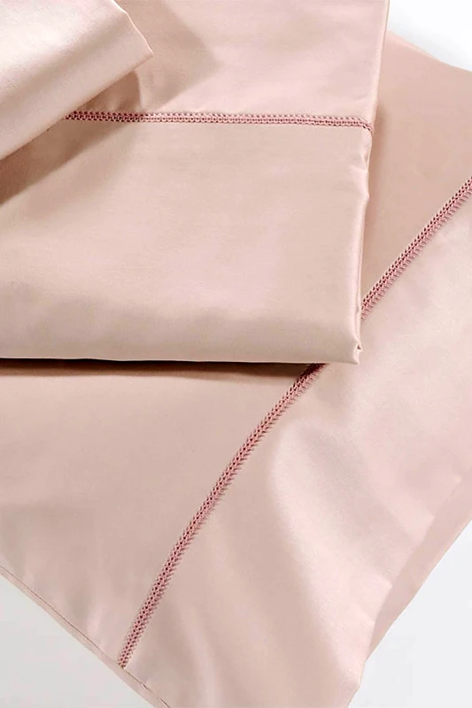 DOWN TOWN HOME DOWN TOWN Home σετ παπλωματοθήκη υπέρδιπλη και μαξιλαροθήκες με ανάγλυφη ραφή "250/11 Pudra" 235 x 245 cm - 2 x 52 x 75 cm - 12-0361