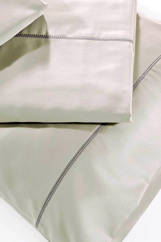 DOWN TOWN HOME DOWN TOWN Home σετ παπλωματοθήκη υπέρδιπλη και μαξιλαροθήκες με ανάγλυφη ραφή "250/5" 235 x 245 cm - 52 x 75 cm - 12-0337