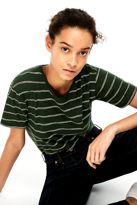 LACOSTE Γυναικείο T-shirt μονόχρωμο με ρίγες Lacoste - TF3066 Κυπαρισσί