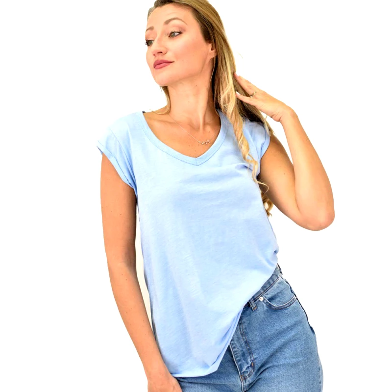 First Woman Γυναικεία μπλούζα με V λαιμόκοψη Γαλάζιο 9885