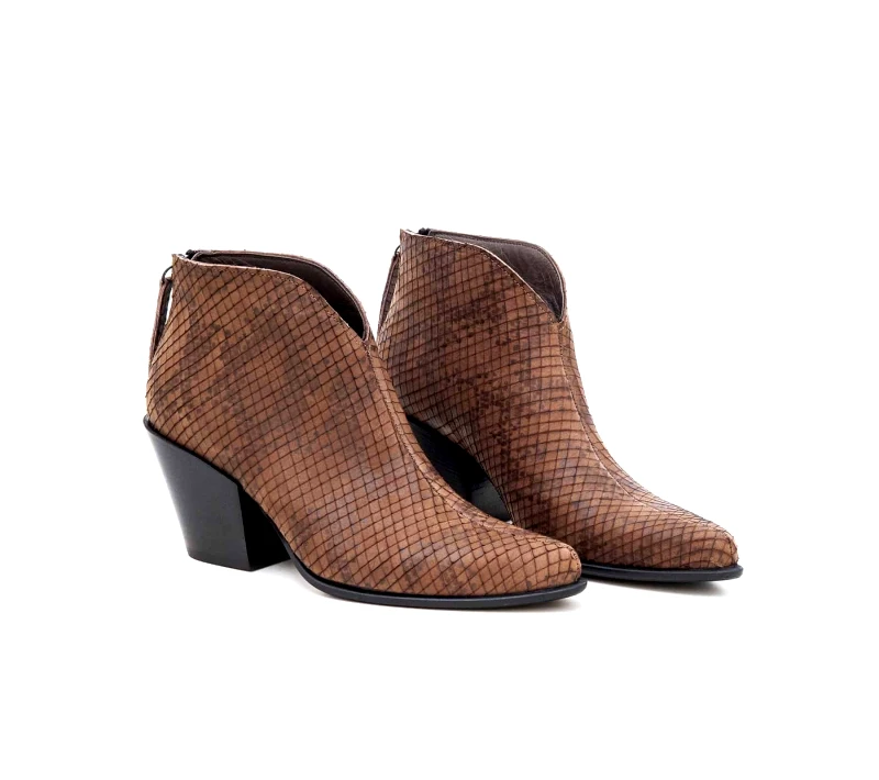 Δερμάτινα Μποτάκια Art 20FW60 Brown Flakes
