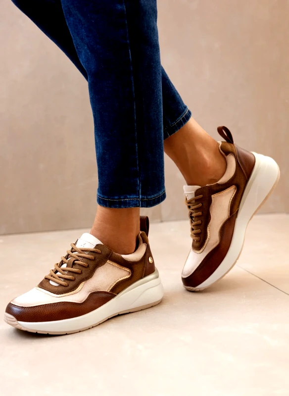 Xti Footwear Sneakers chunky με κορδόνια Xti 143195 - Κάμελ