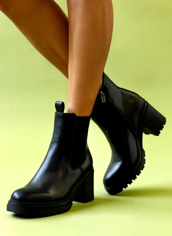 Xti Footwear Μποτάκια chelsea με τακούνι Xti 143429 - Μαύρο