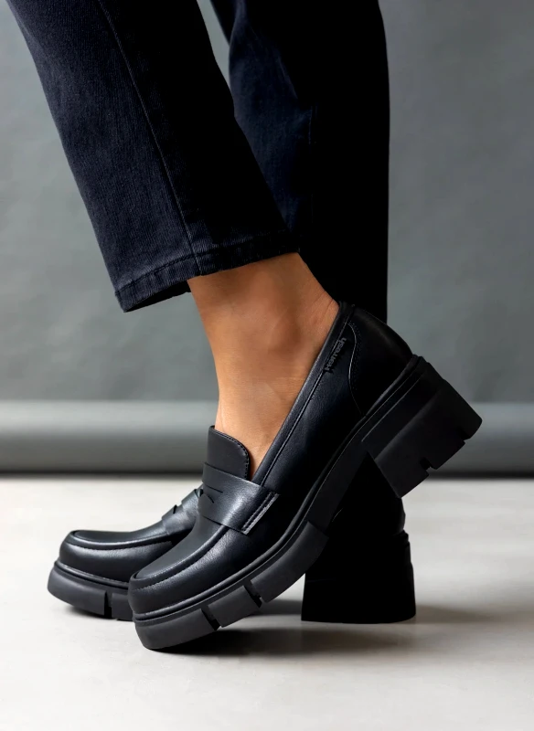 Refresh Loafers chunky με τακούνι Refresh 172379 - Μαύρο