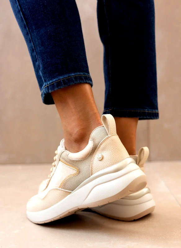 Xti Footwear Sneakers chunky με κορδόνια Xti 143195 - Μπεζ