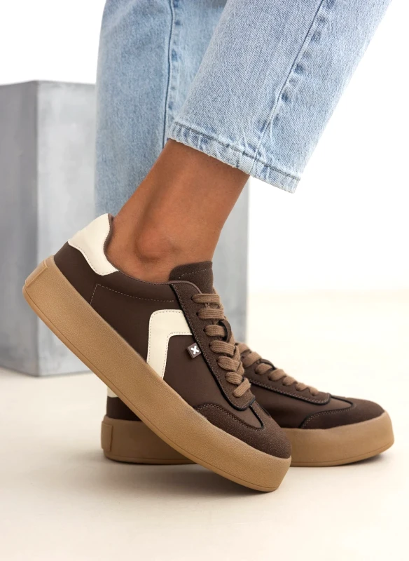 Xti Footwear Sneakers flatforms με διχρωμία Xti 142953 - Καφέ
