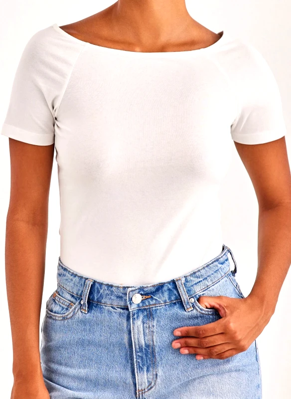 AWARE by VERO MODA Μπλούζα με ανοιχτή λαιμόκοψη Aware 10307532 - Λευκό