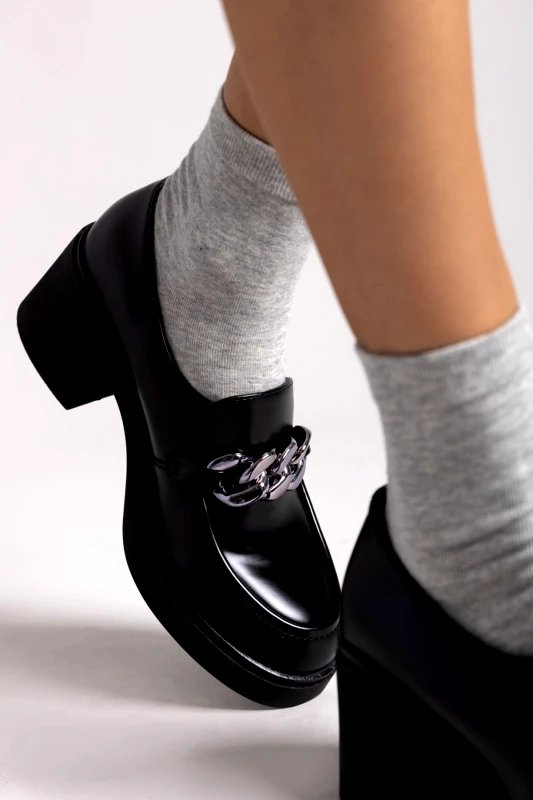MARAVAL Loafers με τακούνι MARAVAL - Μαύρο