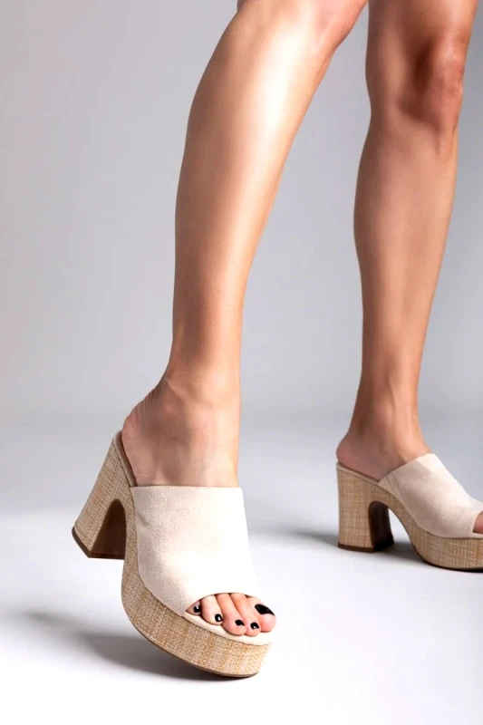 ERYNN ERYNN Suede Mules Raffia Sole - 122-83 - Μπεζ