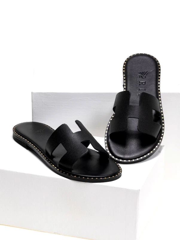 IRIS IRIS Leather Cut-out Sandals - 8/9PR/777B - Black