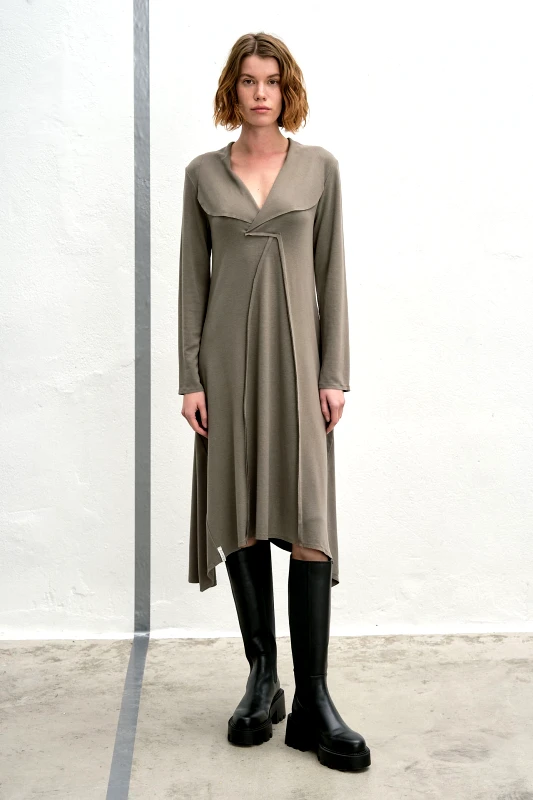 AMMA RALEIGH ΦΟΡΕΜΑ