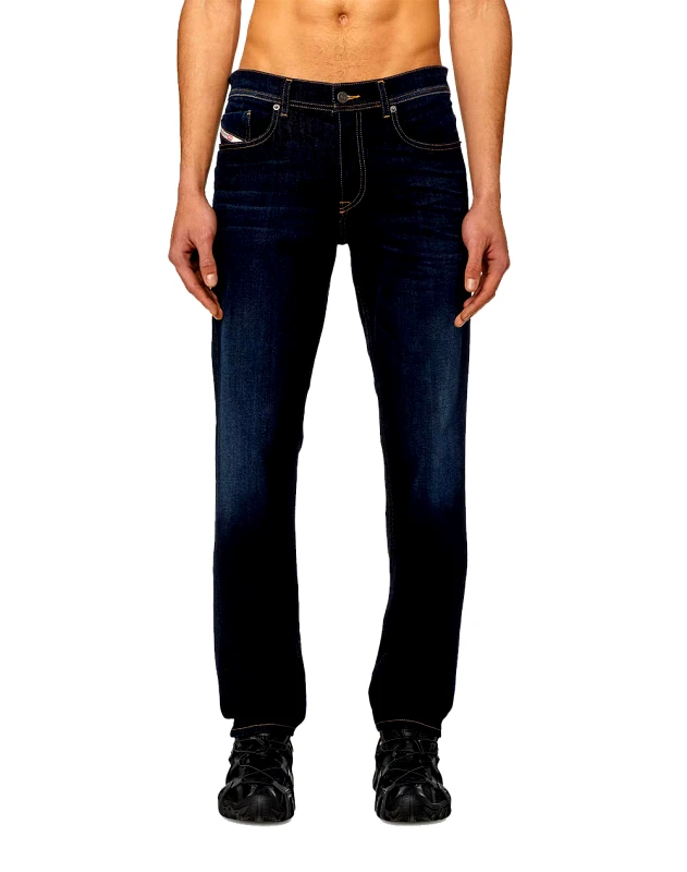 DIESEL DIESEL 2023 D-FINITIVE L.34 TROUSERS A10231009ZS-01 DenimDarkBlue