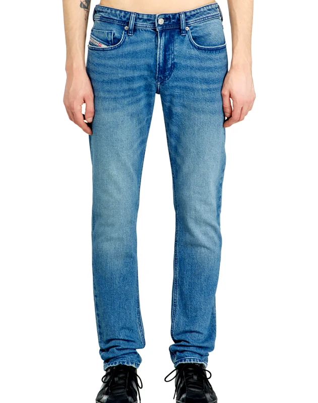 DIESEL DIESEL 1979 SLEENKER L.32 TROUSERS A035940BEBI-01 DenimLightBlue