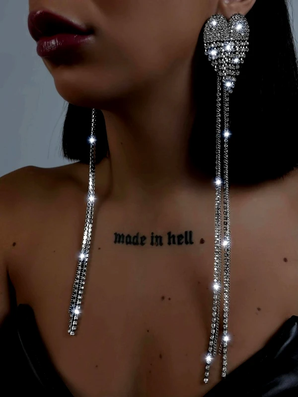 Annakey ΜΑΚΡΙΑ ΣΚΟΥΛΑΡΙΚΙΑ ΚΑΡΔΙΑ ΣΤΡΑΣ ΑΣΗΜΙ - ABSTRACT