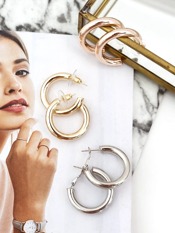 Annakey ALESSANDRA BOLD HOOP EARRINGS
