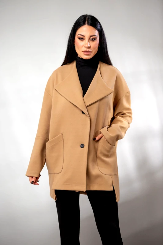 Boutique ΠΑΛΤΟ ΚΟΝΤΟ ΜΕ ΤΣΕΠΕΣ ΚΑΙ ΚΟΥΜΠΙΑ Μπεζ