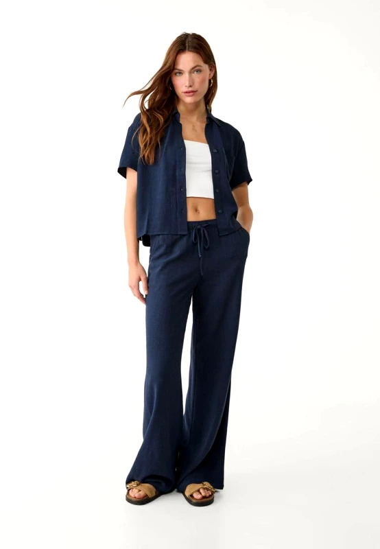 Stradivarius Stradivarius Ριχτό Παντελόνι Με Λινό Σκούρο Μπλε L