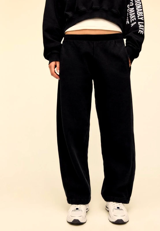 Stradivarius Stradivarius Παντελόνι Jogger Φούτερ Με Απαλή Υφή Πετροπλυμένο Ανθρακί Xs