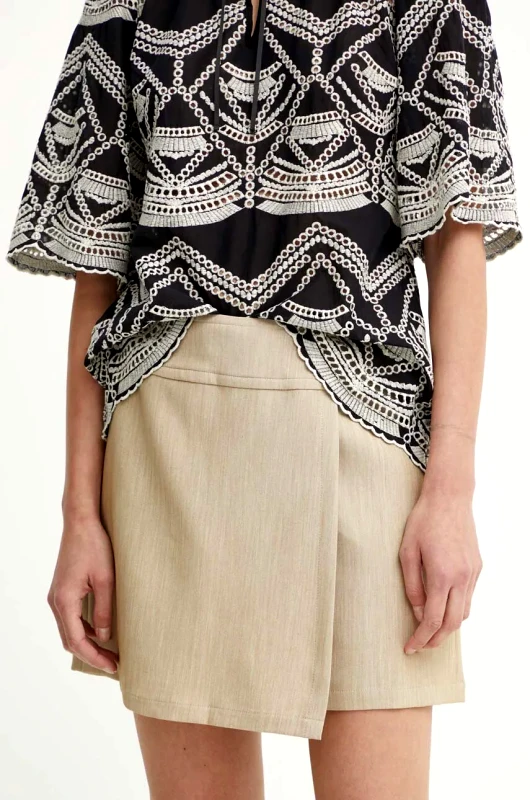 Bruuns Bazaar Φούστα και φόρεμα Bruuns Bazaar CindySusBBElica skirt/shorts χρώμα: μπεζ, BBW4024