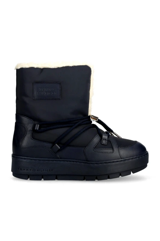 Tommy Hilfiger Μπότες χιονιού Tommy Hilfiger TOMMY ESSENTIAL SNOWBOOT χρώμα: ναυτικό μπλε, FW0FW07504 F3FW0FW07504