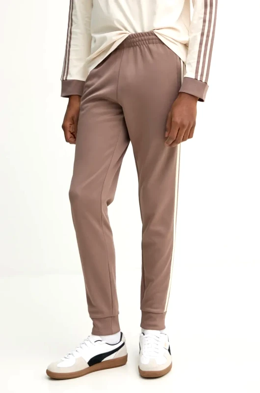 adidas Originals Παντελόνι φόρμας adidas Originals SST TP χρώμα: μπεζ, JP2518