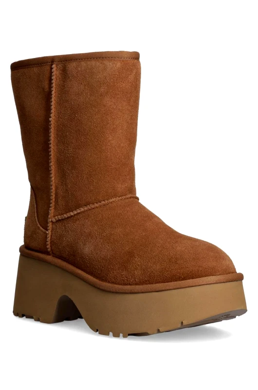 Ugg Μπότες σουέτ UGG Classic Short New Heights γυναικείες, χρώμα: καφέ, 1158310-CHE