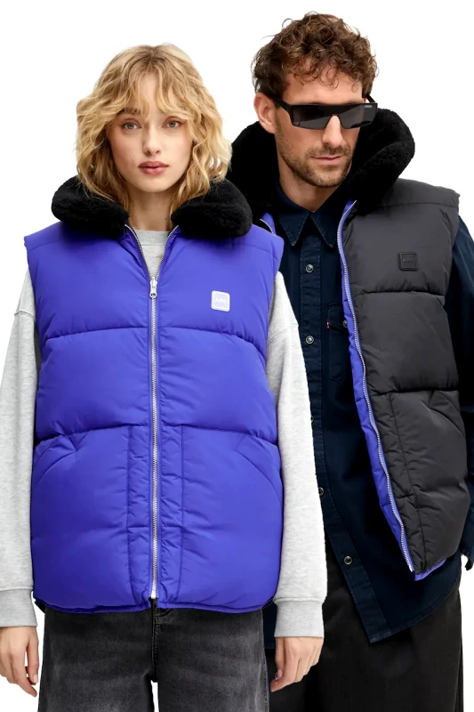 A.P.C. Γιλέκο δύο όψεων A.P.C. doudoune teddy χρώμα: μπλε, PAAFW.M30201