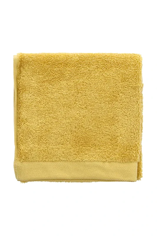 Södahl Μικρή βαμβακερή πετσέτα Södahl Comfort Organic 40 x 60 cm χρώμα: πολύχρωμο