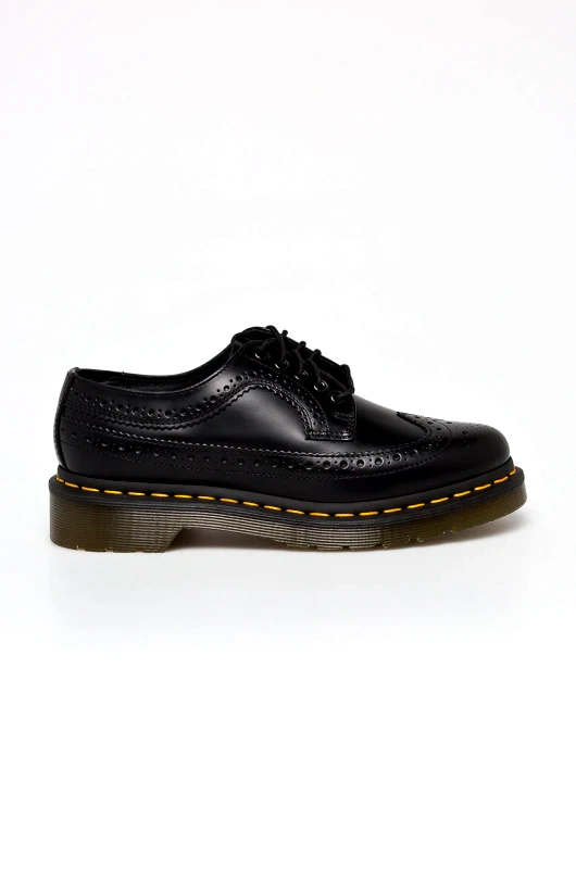 Dr. Martens Κλειστά παπούτσια Dr. Martens 3989 χρώμα: μαύρο με φλατ τακούνια 22210001