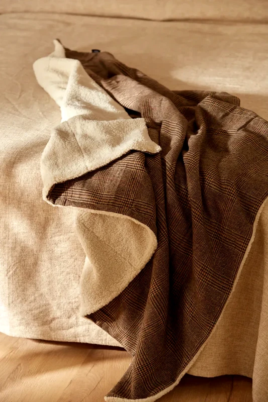 Calma House Ριχτάρι Calma House Scott χρώμα: καφέ