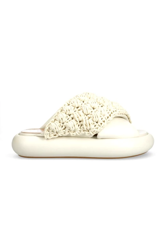 JW Anderson Παντόφλες JW Anderson Crochet Twister χρώμα: μπεζ, ANW42027A