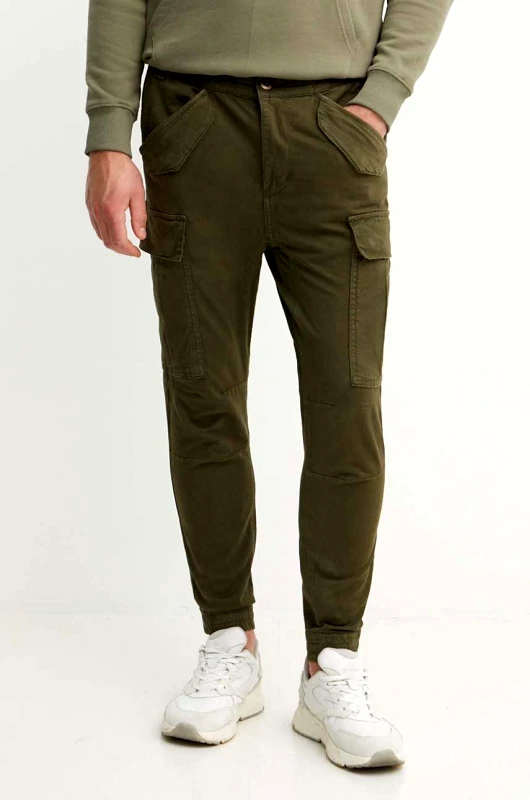 Βαμβακερό παντελόνι Alpha Industries Spodnie Alpha Industries Airman Pant 188201 142 χρώμα: πράσινο φωτογραφία