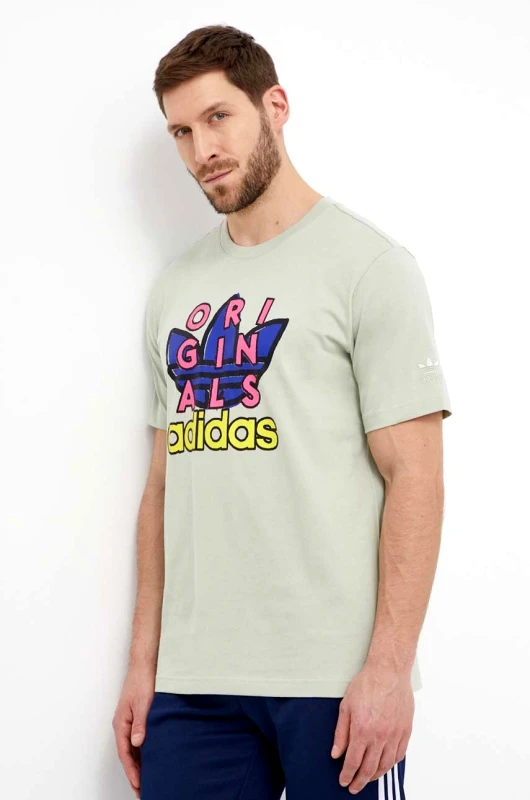 adidas Originals Βαμβακερό μπλουζάκι adidas Originals ανδρικά, χρώμα πράσινο IS0231