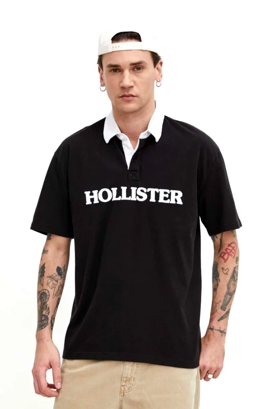 Hollister Co. Βαμβακερό μπλουζάκι πόλο Hollister Co. χρώμα: μαύρο