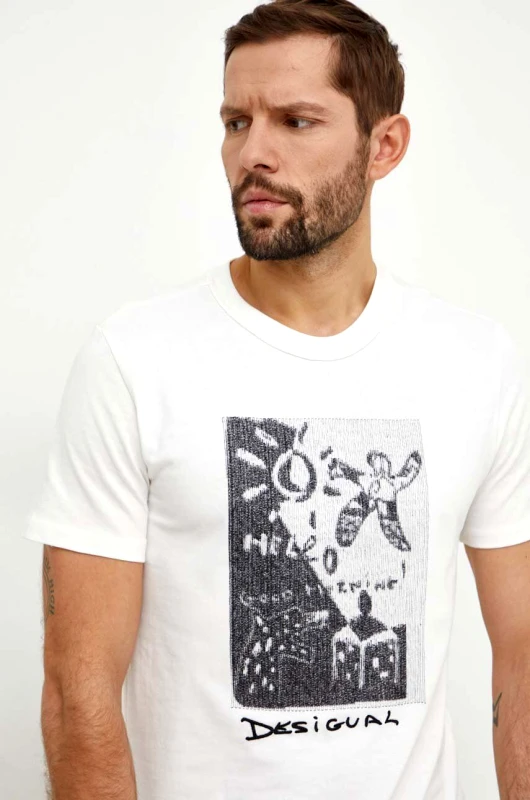 Desigual Βαμβακερό μπλουζάκι Desigual ανδρικά, χρώμα: μπεζ