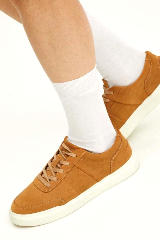 Medicine Σουέτ αθλητικά παπούτσια Medicine χρώμα: καφέ