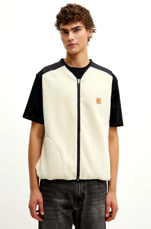 A.P.C. Αμάνικο μπουφάν A.P.C. blouson nate χρώμα: μπεζ, PSAIF.M02958