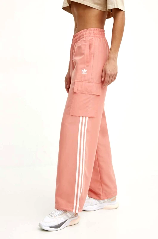 adidas Originals Παντελόνι φόρμας adidas Originals χρώμα: ροζ, IZ0715