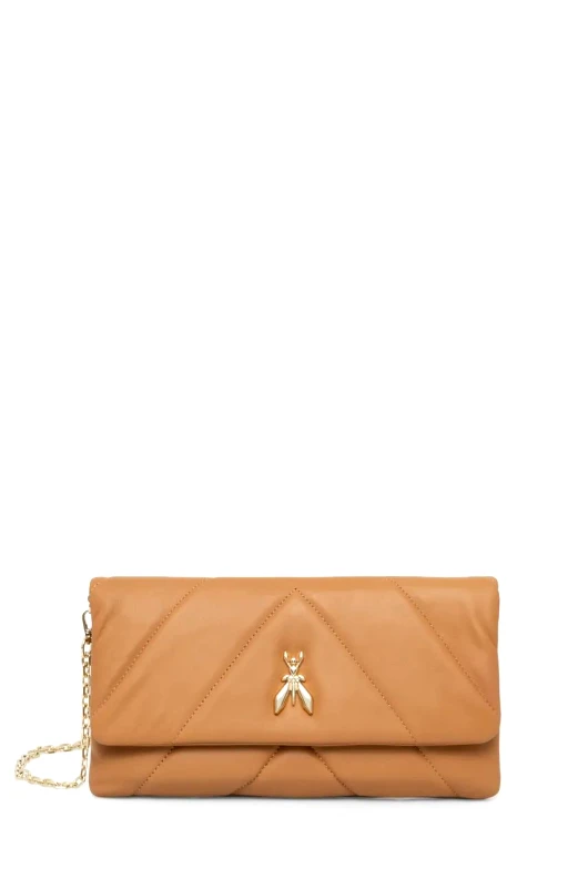 Patrizia Pepe Δερμάτινη τσάντα ώμου Patrizia Pepe χρώμα: μπεζ, 8B0207 L006