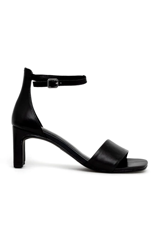 Vagabond Shoemakers Δερμάτινα σανδάλια Vagabond Shoemakers Shoemakers Luisa χρώμα: μαύρο