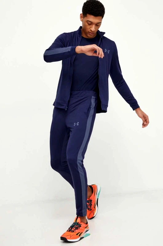 Under Armour Αθλητική φόρμα Under Armour Knit Track Suit χρώμα: ναυτικό μπλε, 1357139
